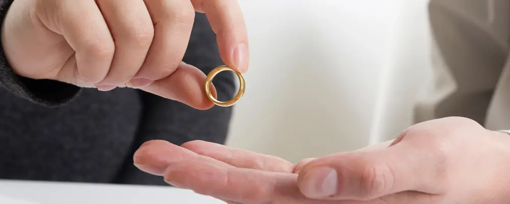 Understanding Legal Separation (Judicial Separation) vs. Divorce in Gurugram: A Clear Guide